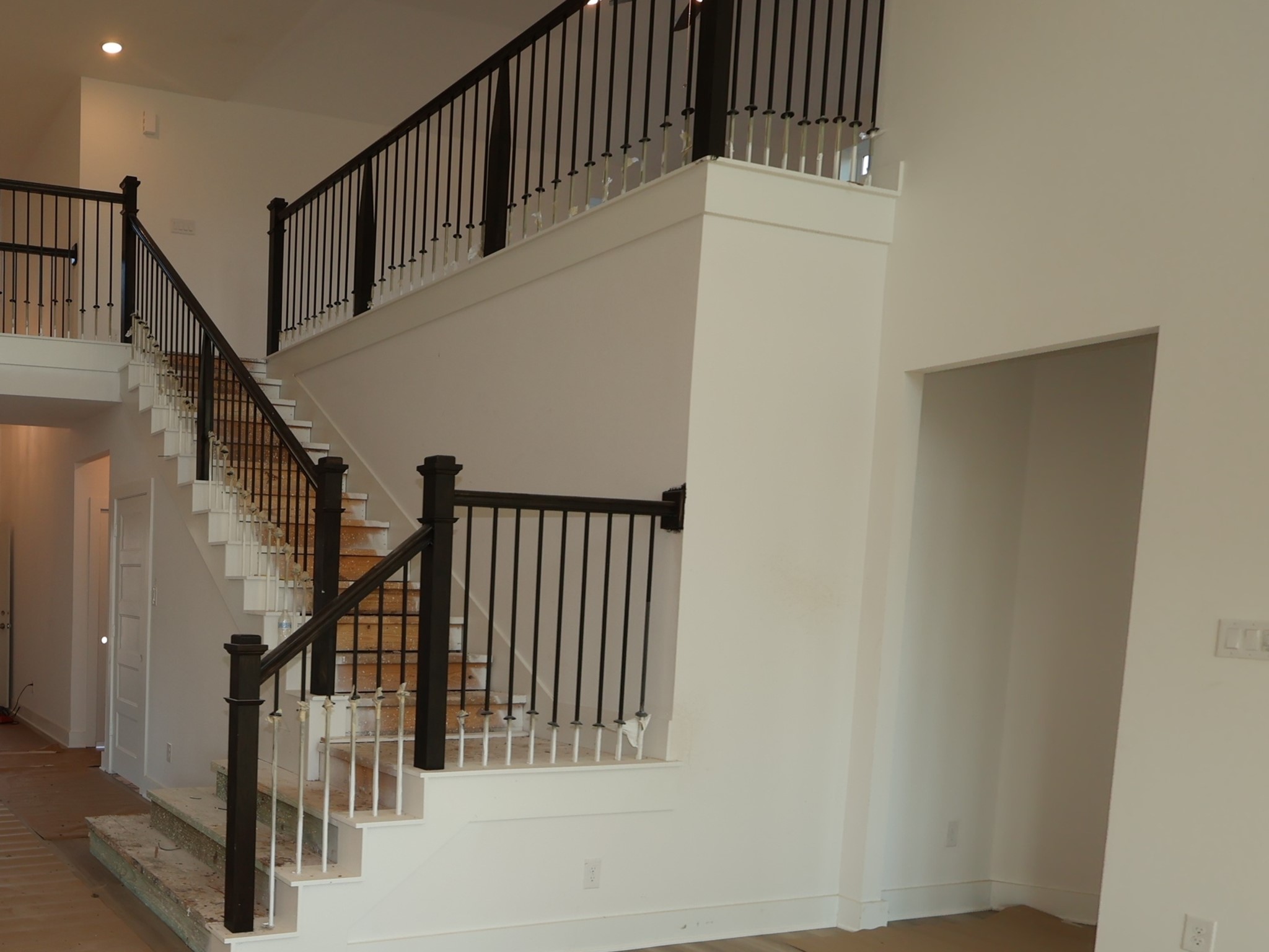 1812 Sleeping Hills Drive Property Photo 9