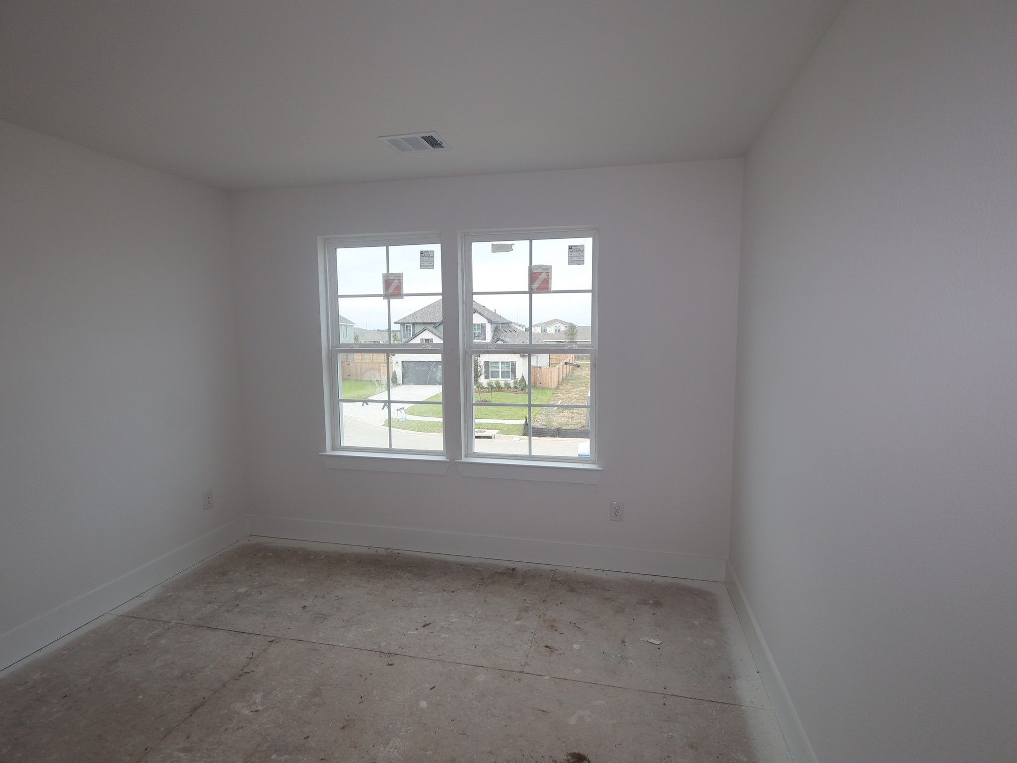 1812 Sleeping Hills Drive Property Photo 11