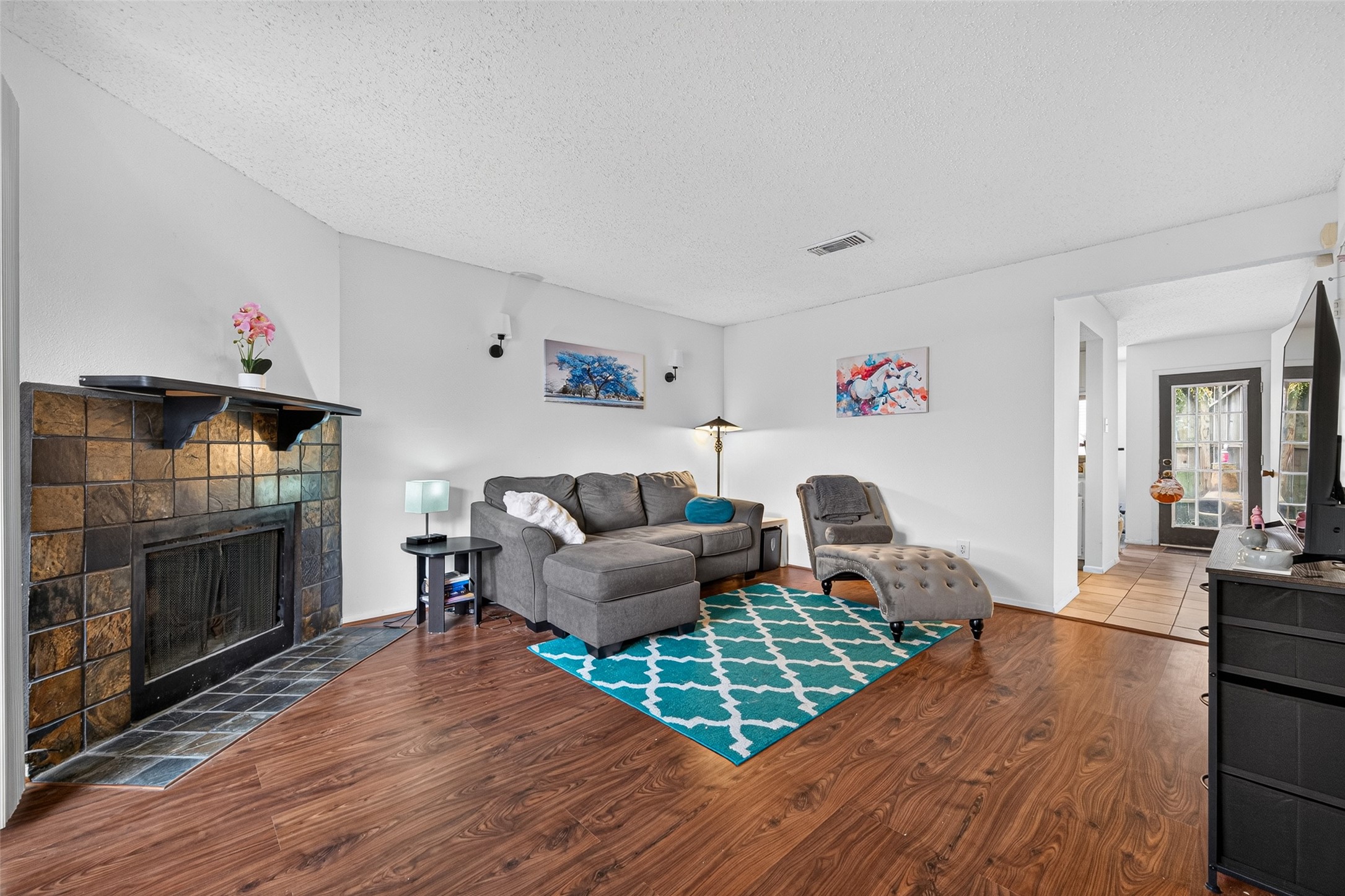 3993 Tanglewilde Street 3993 Property Photo 4