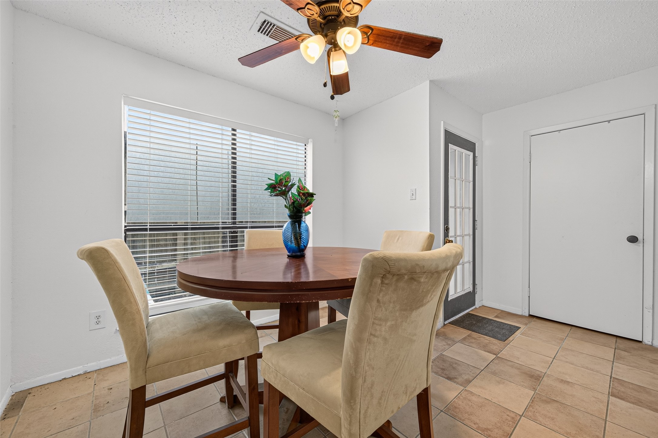 3993 Tanglewilde Street 3993 Property Photo 13