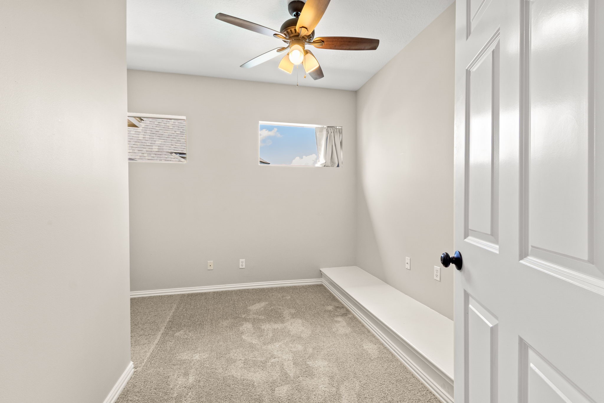 5803 Desert Oak Way Property Photo 32