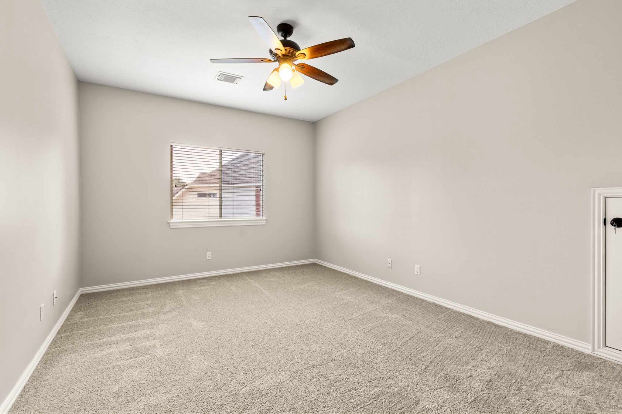 5803 Desert Oak Way Property Photo 37