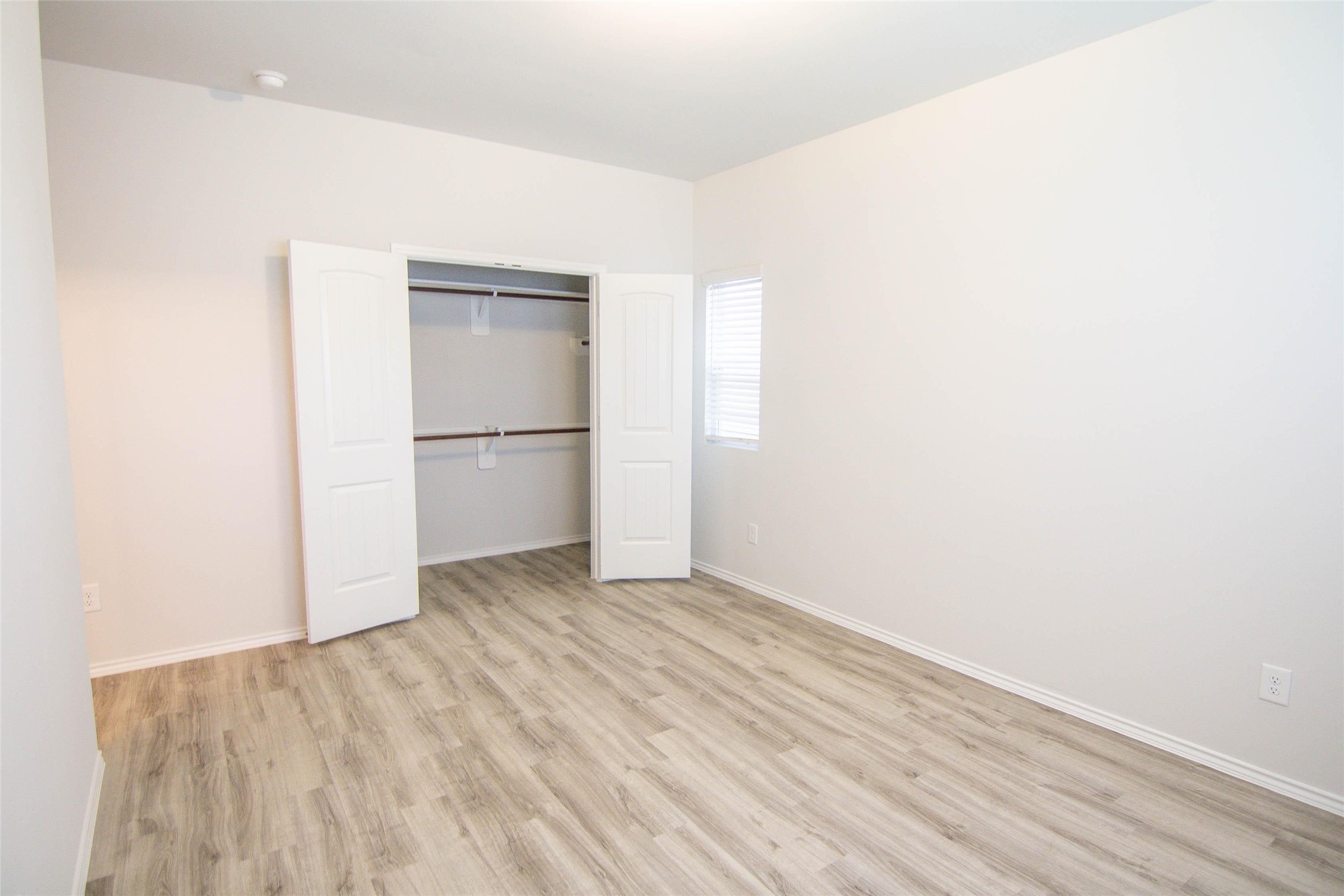 18606 Bell Ravine Drive Property Photo 6
