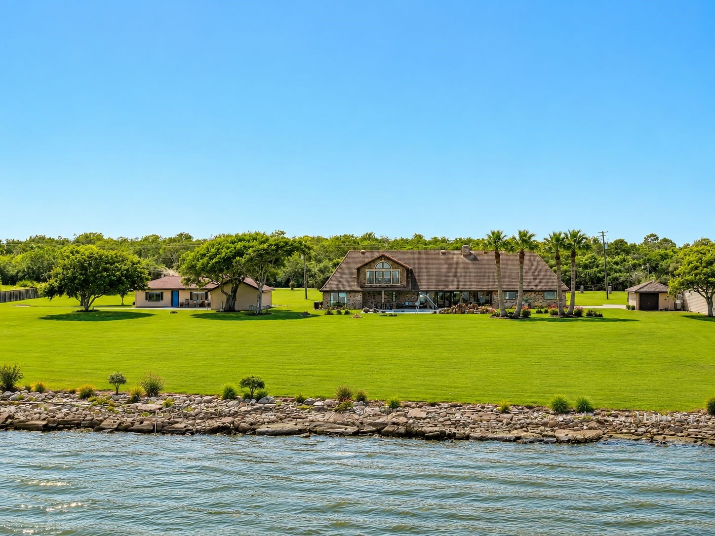 11212 Cedar Gully Road Property Photo 4