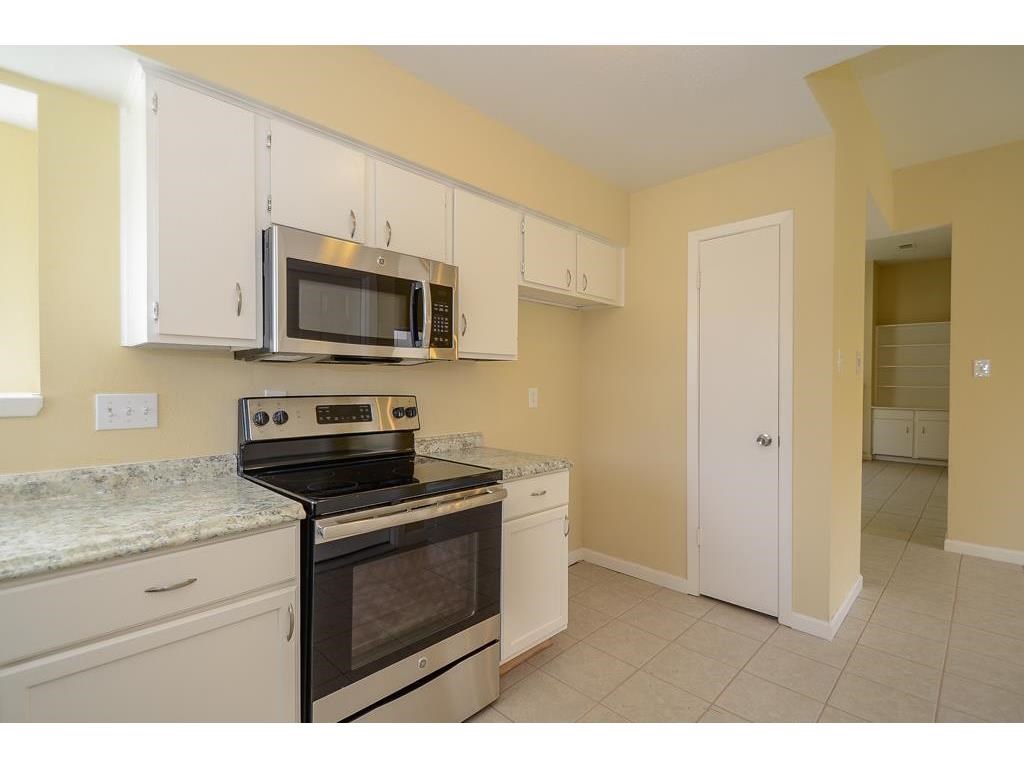 7611 Shaddock Drive Property Photo 3