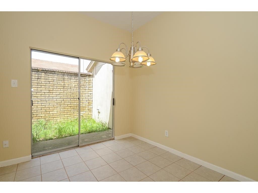 7611 Shaddock Drive Property Photo 6