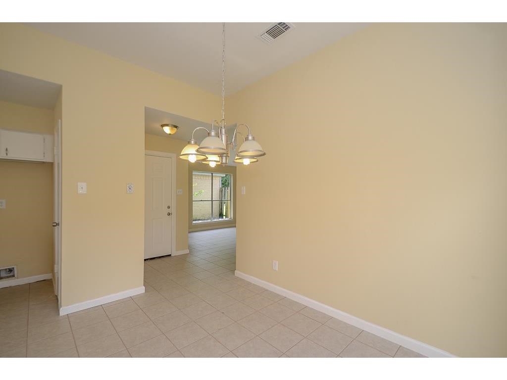 7611 Shaddock Drive Property Photo 8
