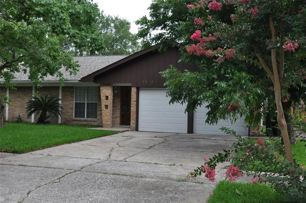 5519 Caversham Dr Drive Property Photo 1