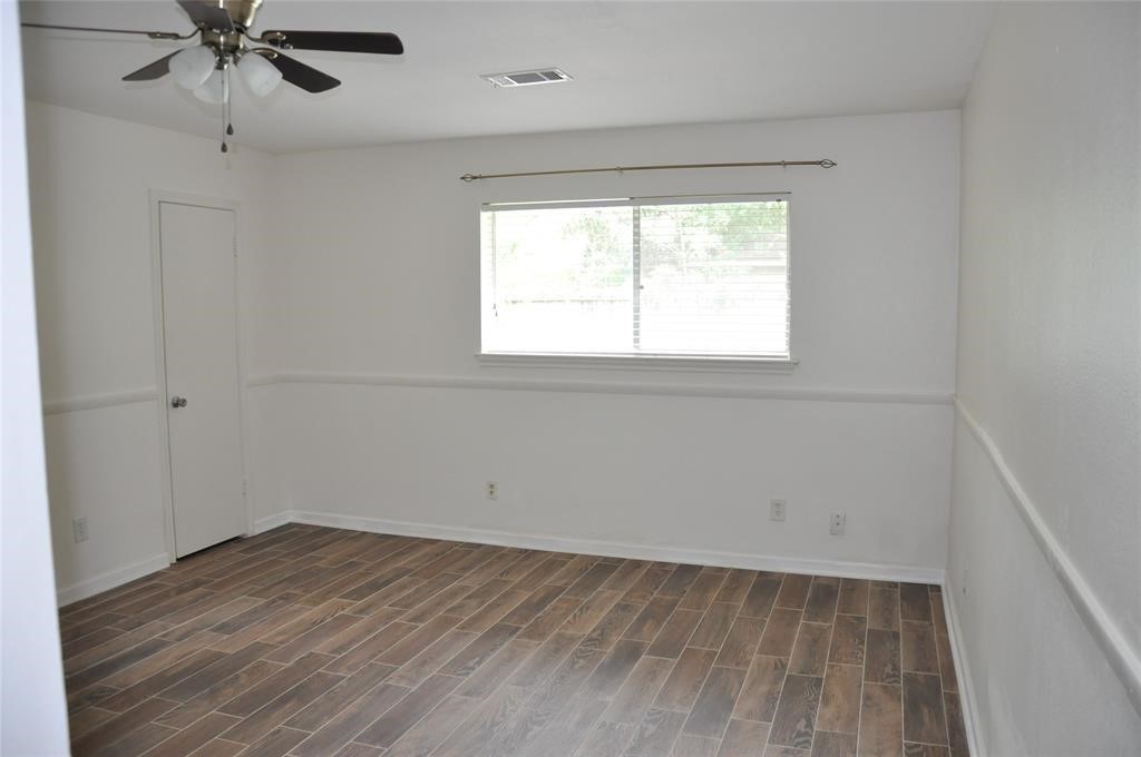 5519 Caversham Dr Drive Property Photo 18