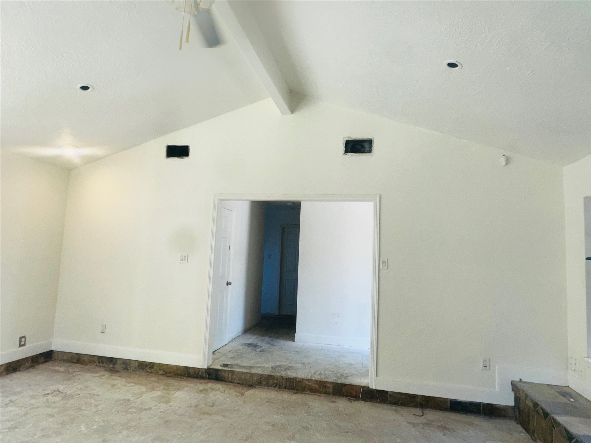 5455 Oakhaven Lane Property Photo 8