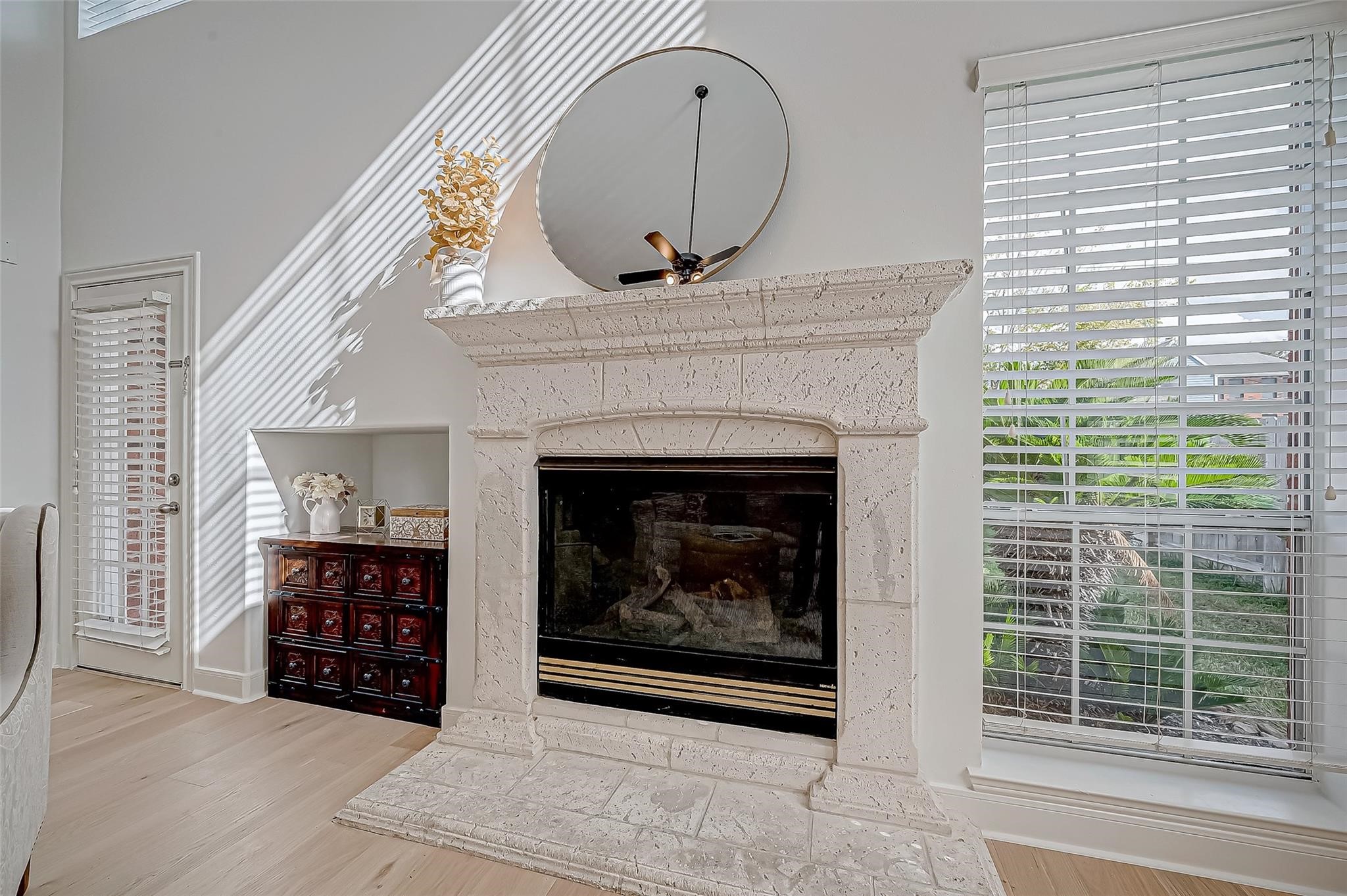 3207 Enclave Trail Property Photo 3