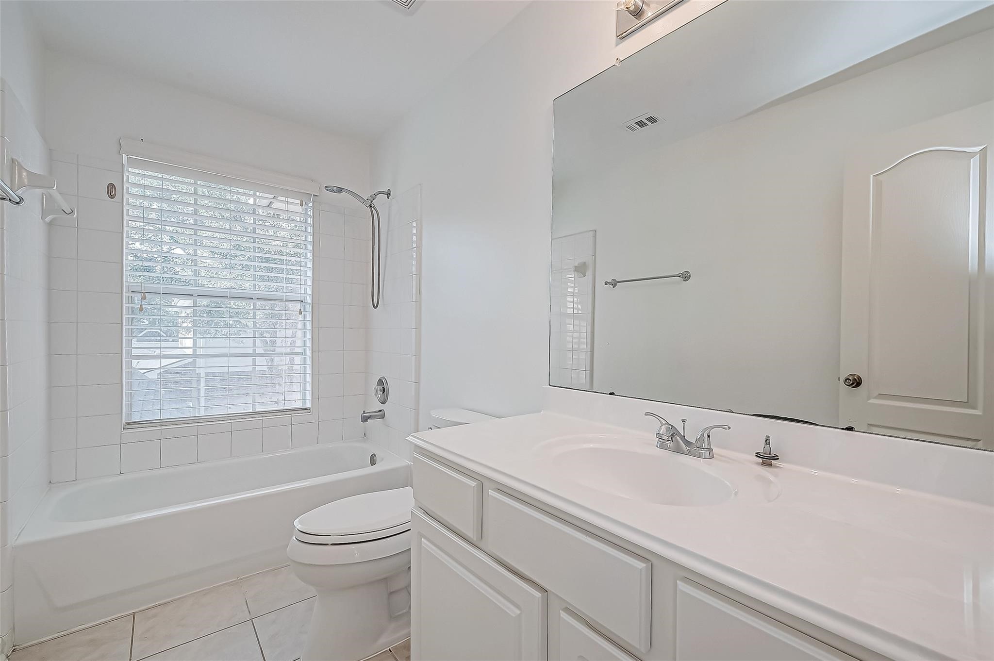 3207 Enclave Trail Property Photo 36