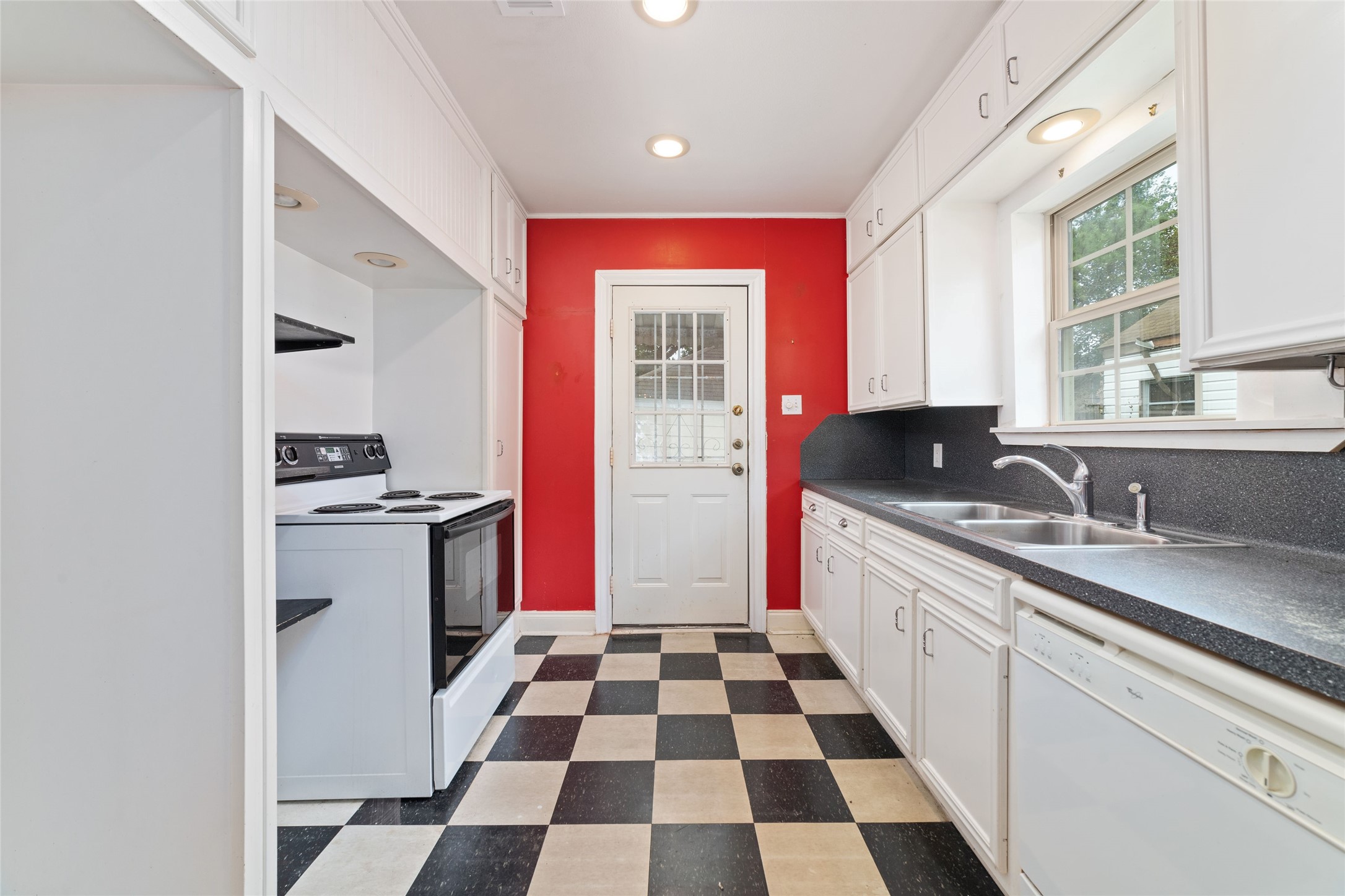 6614 Weslayan Street Property Photo 15