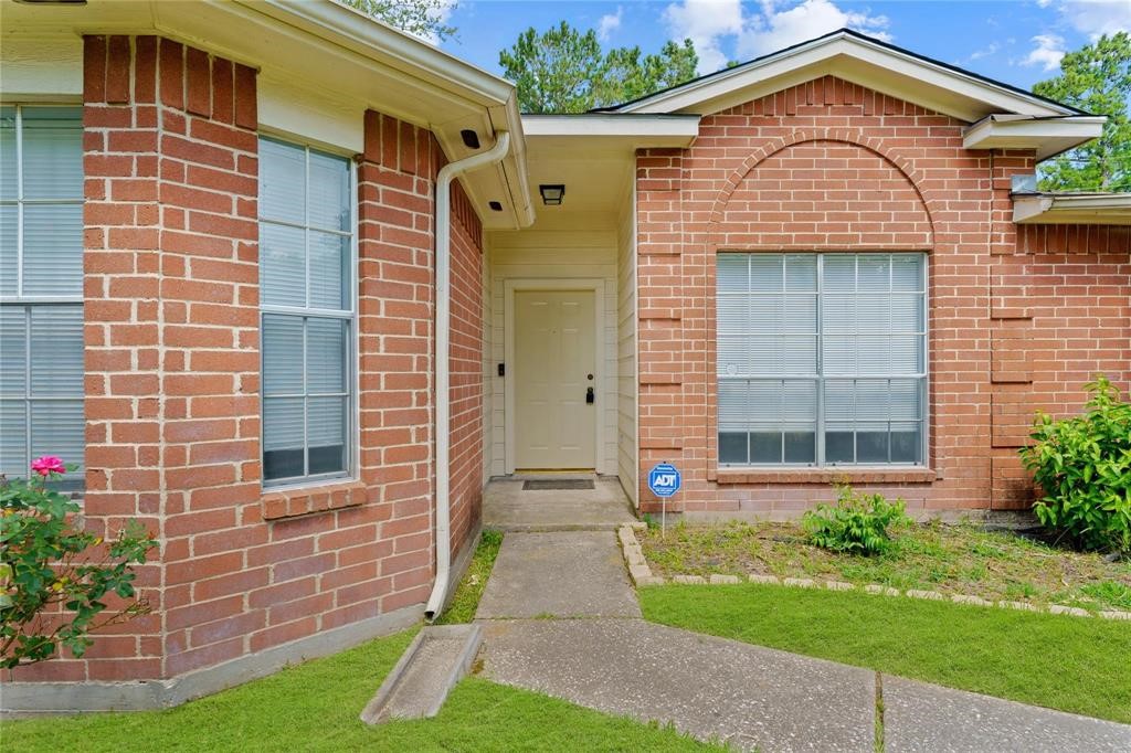 19911 Arrowsmith Drive Property Photo 3