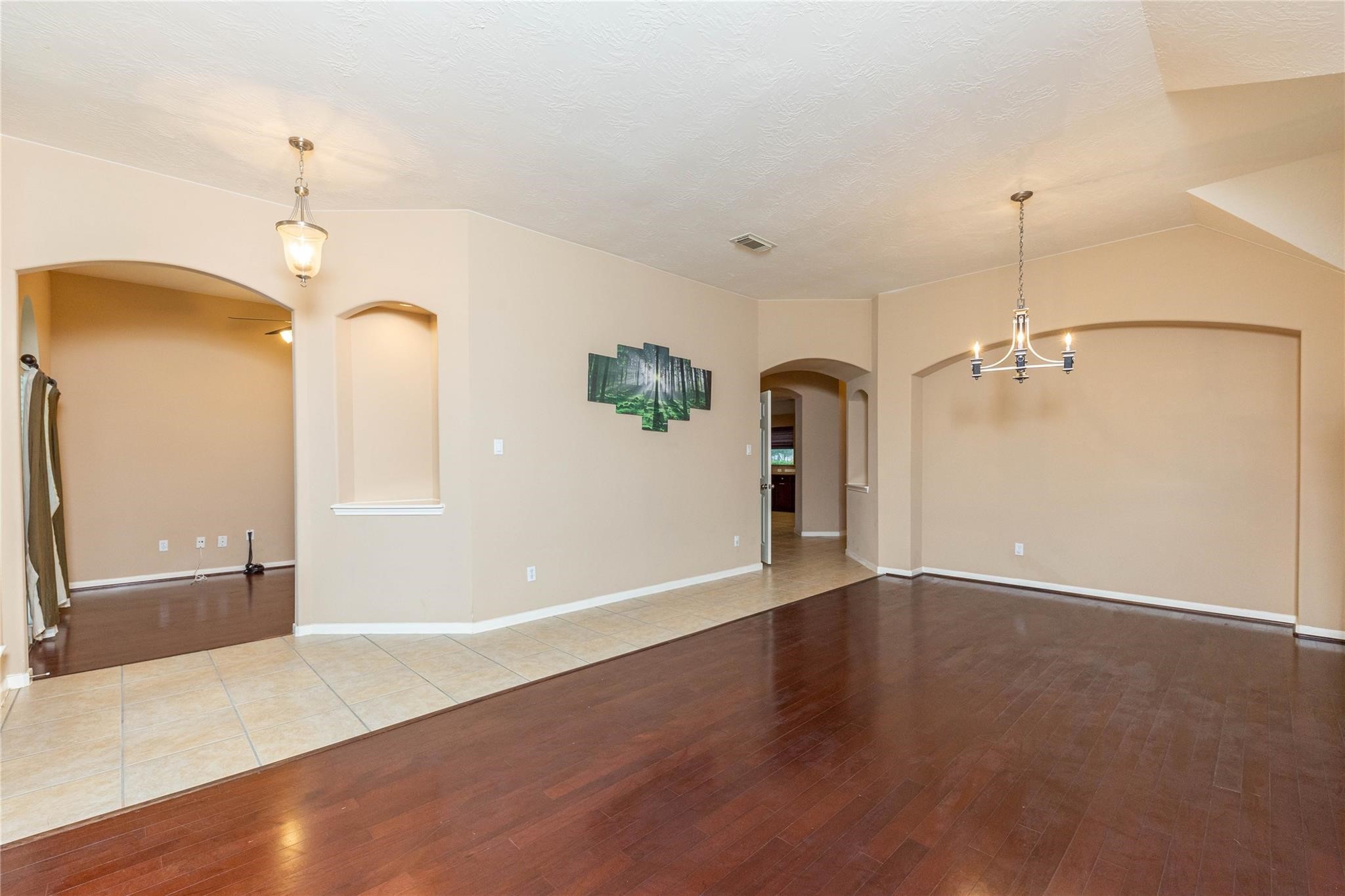 2201 Signal Hill Drive Property Photo 14