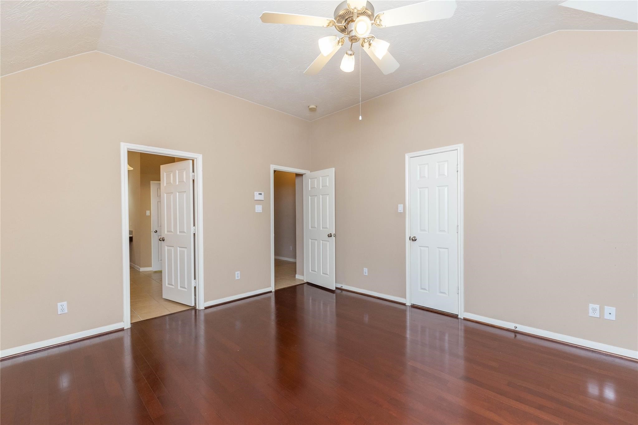 2201 Signal Hill Drive Property Photo 30