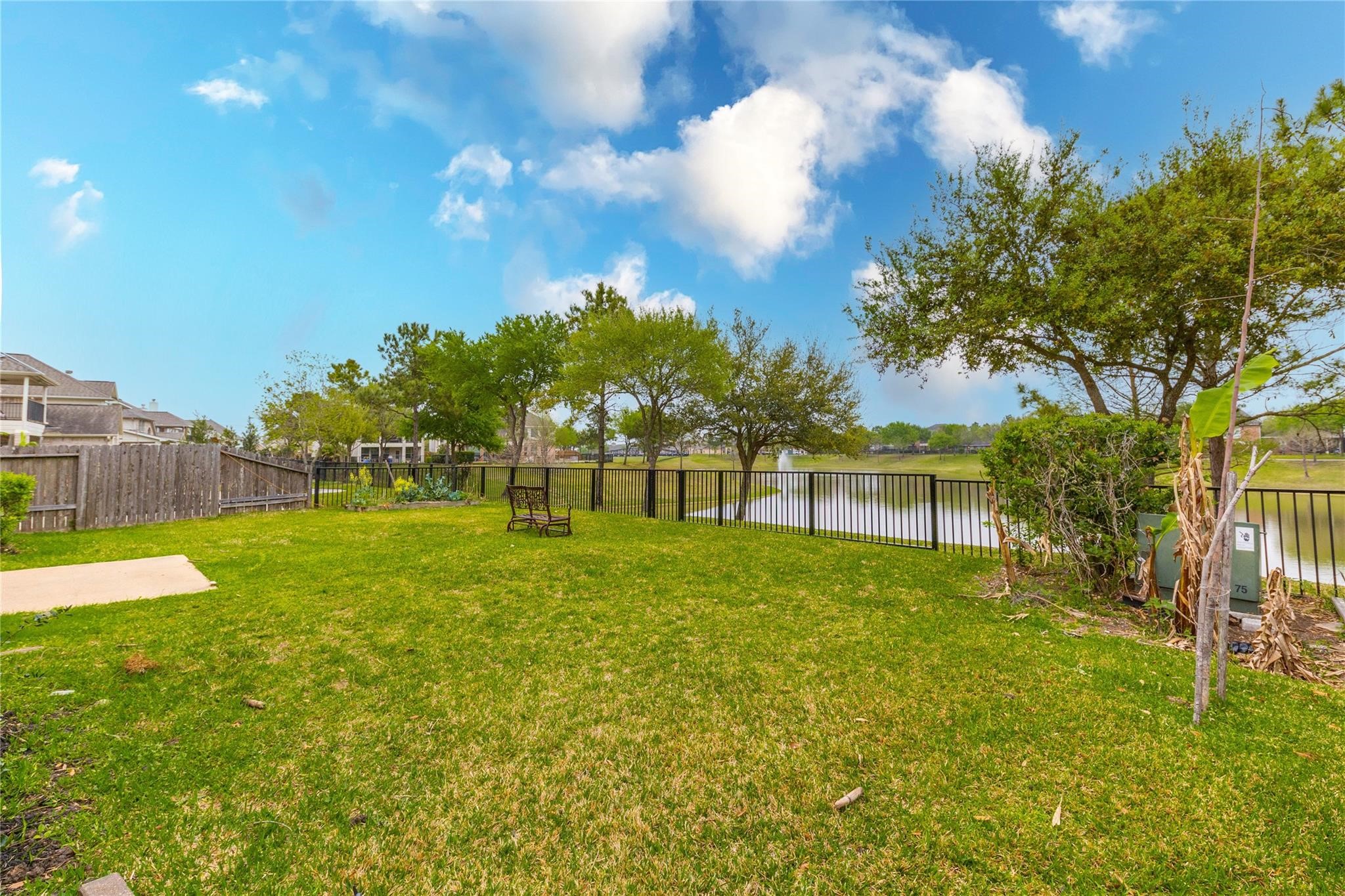 2201 Signal Hill Drive Property Photo 38