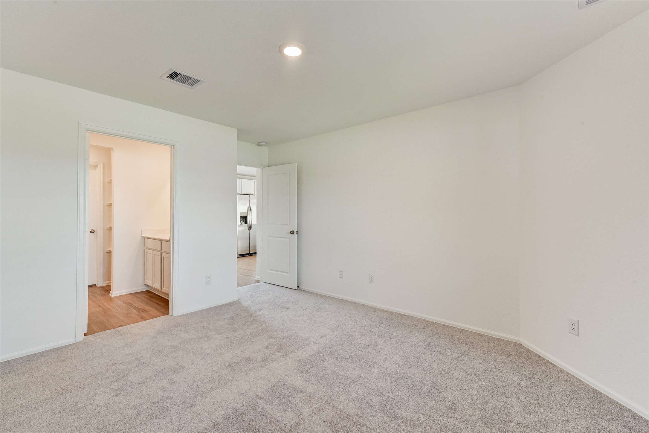 7418 Clover Chase Dr Property Photo 14