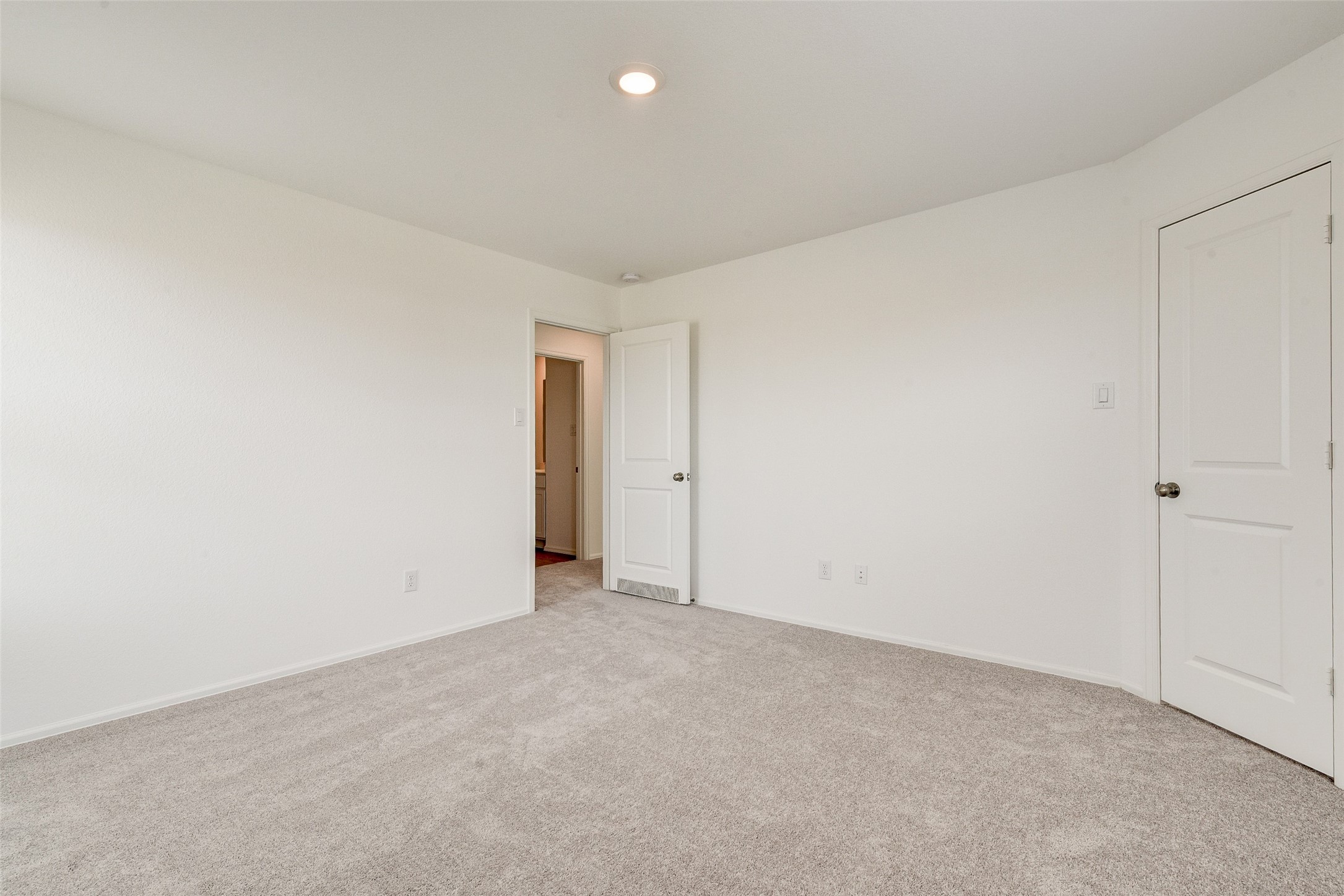 7418 Clover Chase Dr Property Photo 19