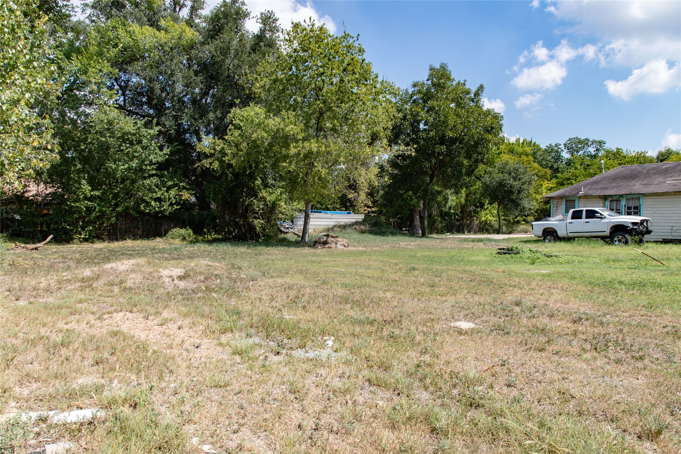 3305 Bremond Street Property Photo 4