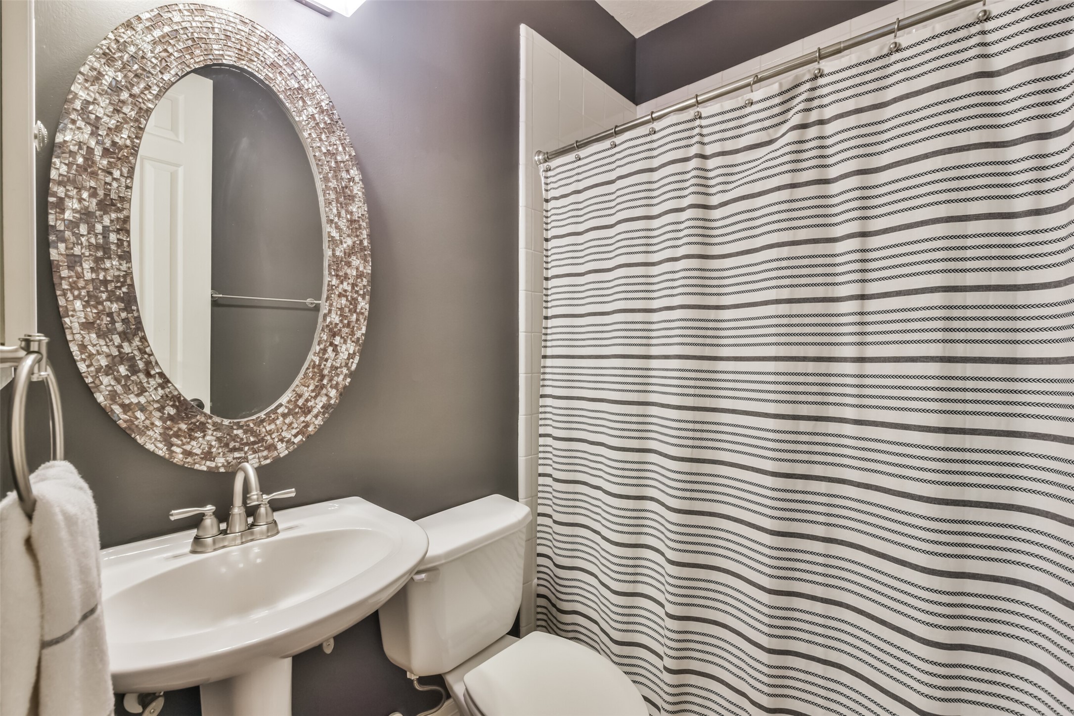 14435 Hartshill Drive Property Photo 35