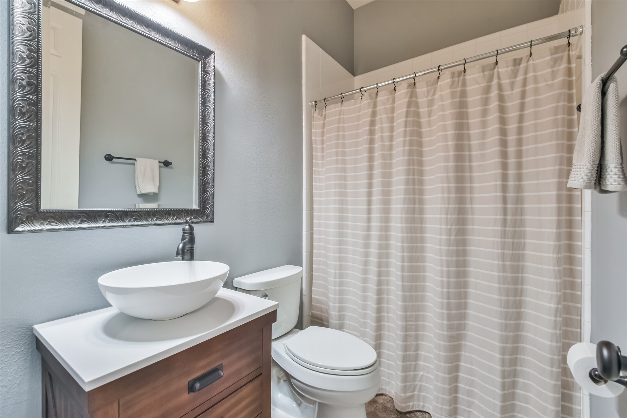 14435 Hartshill Drive Property Photo 38