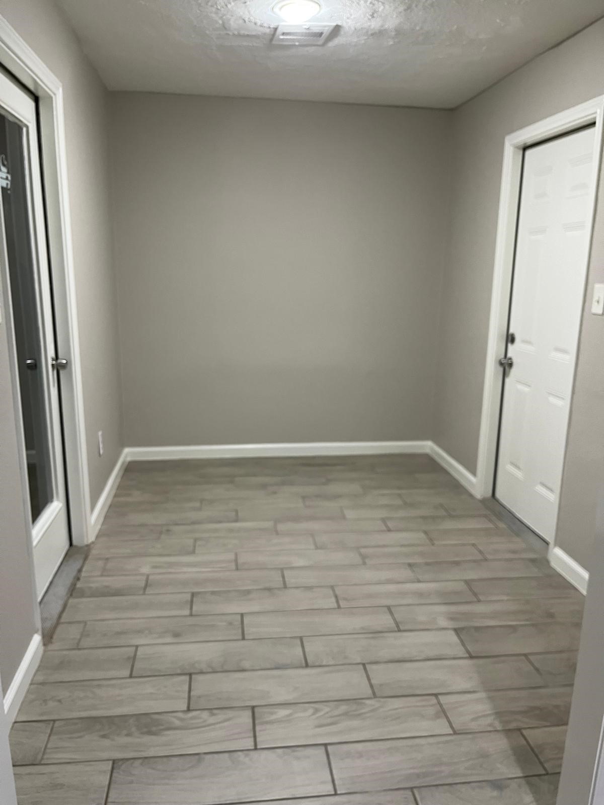 419 West Street Property Photo 2