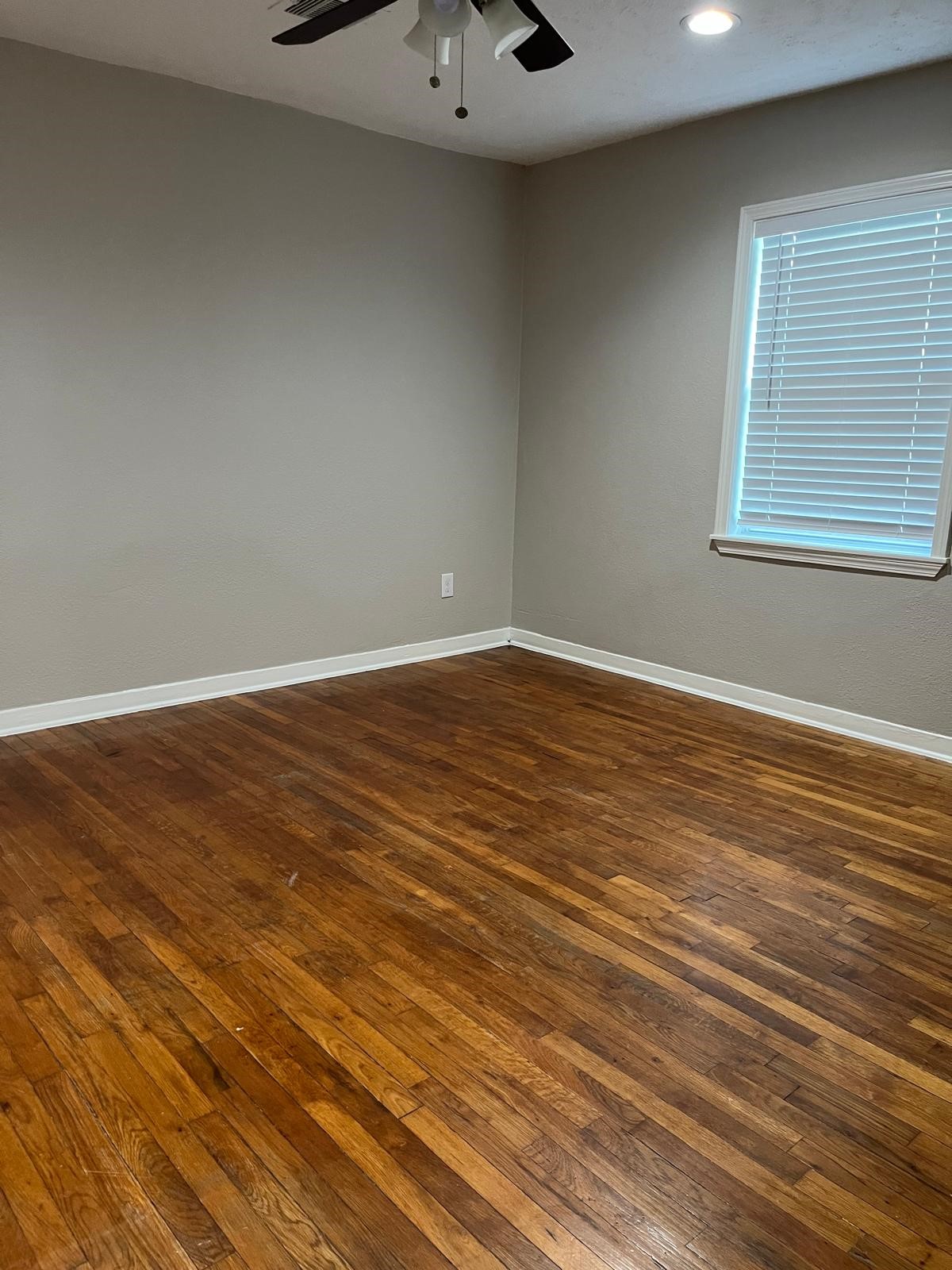 419 West Street Property Photo 9