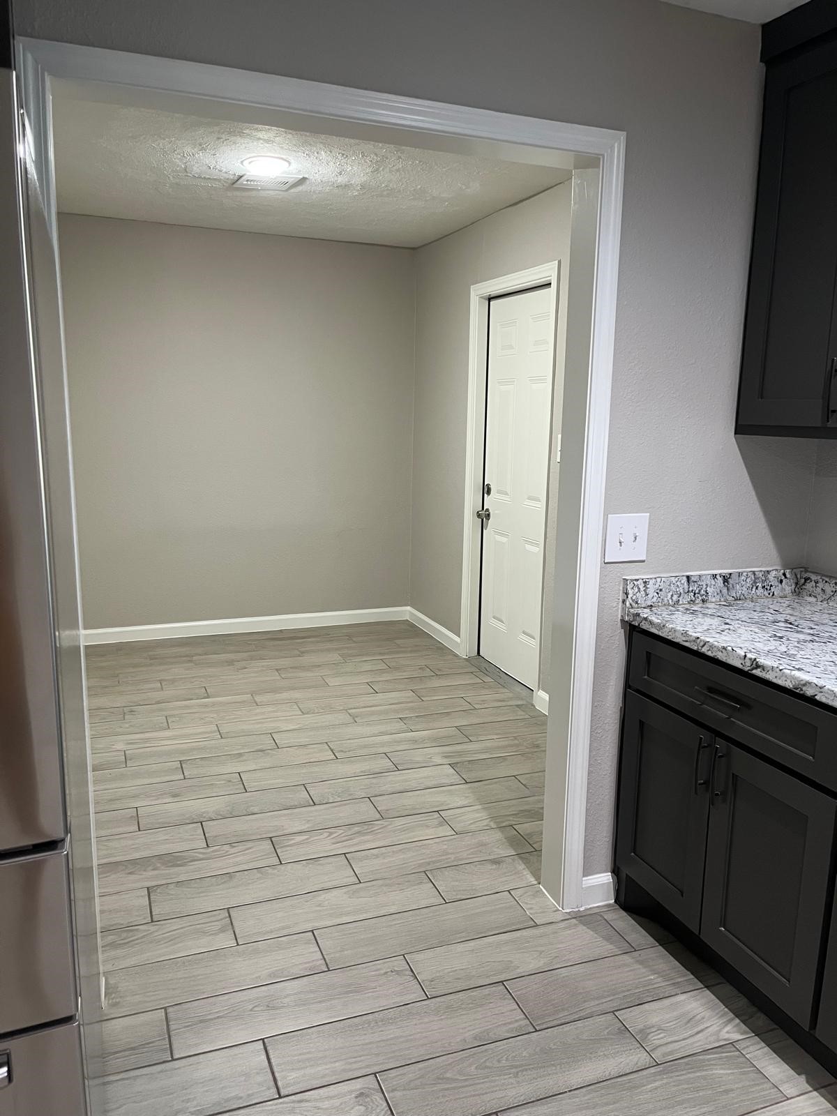419 West Street Property Photo 12
