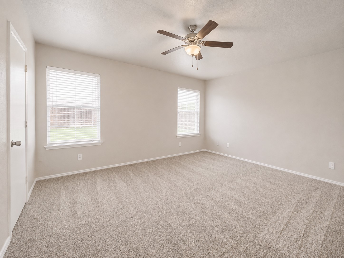 14942 Sunset Creek Drive Property Photo 9