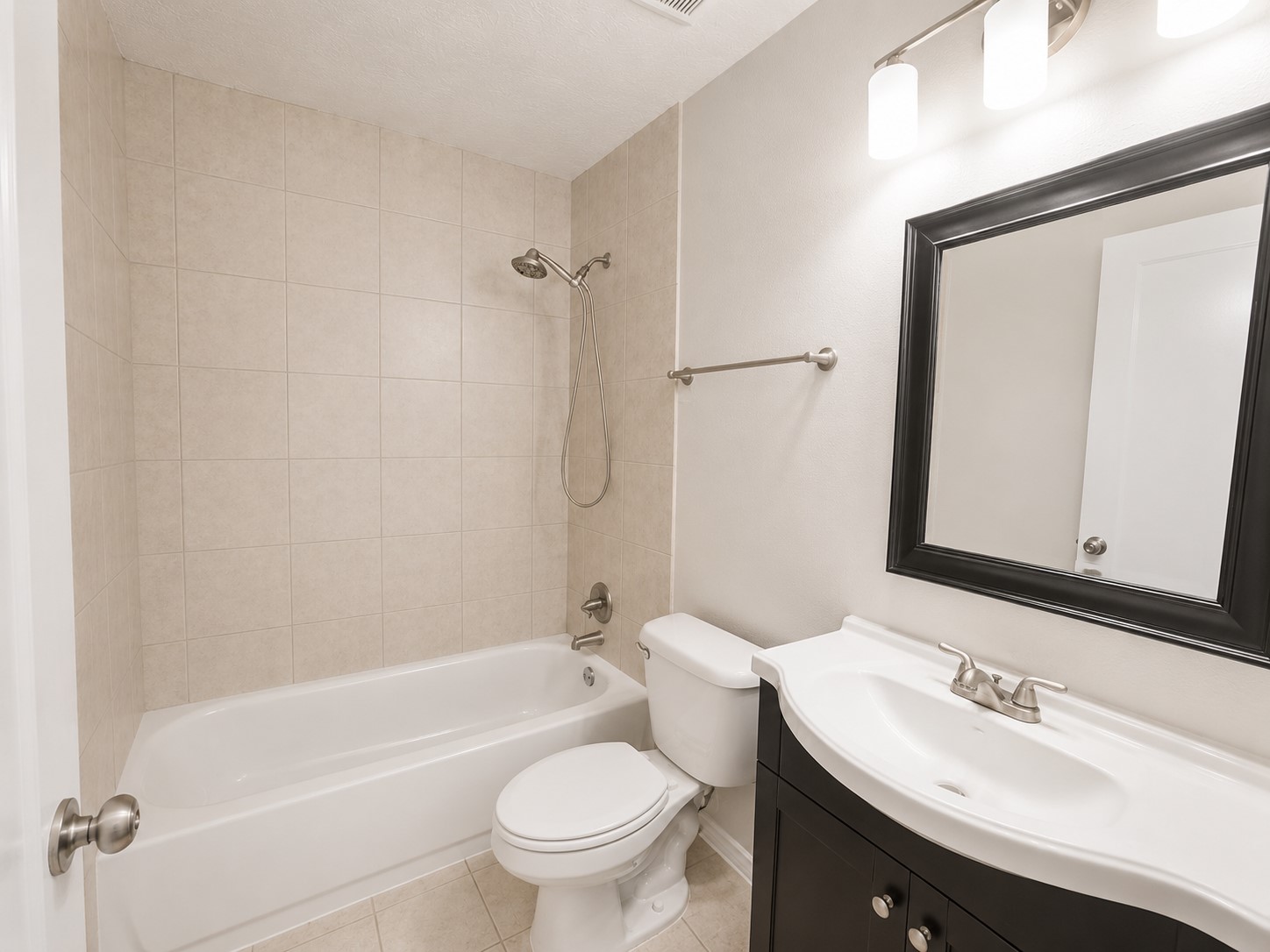 14942 Sunset Creek Drive Property Photo 11