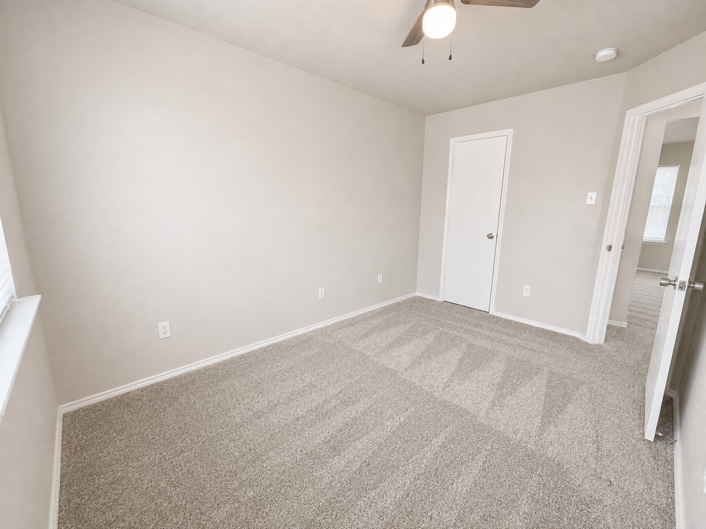 14942 Sunset Creek Drive Property Photo 16