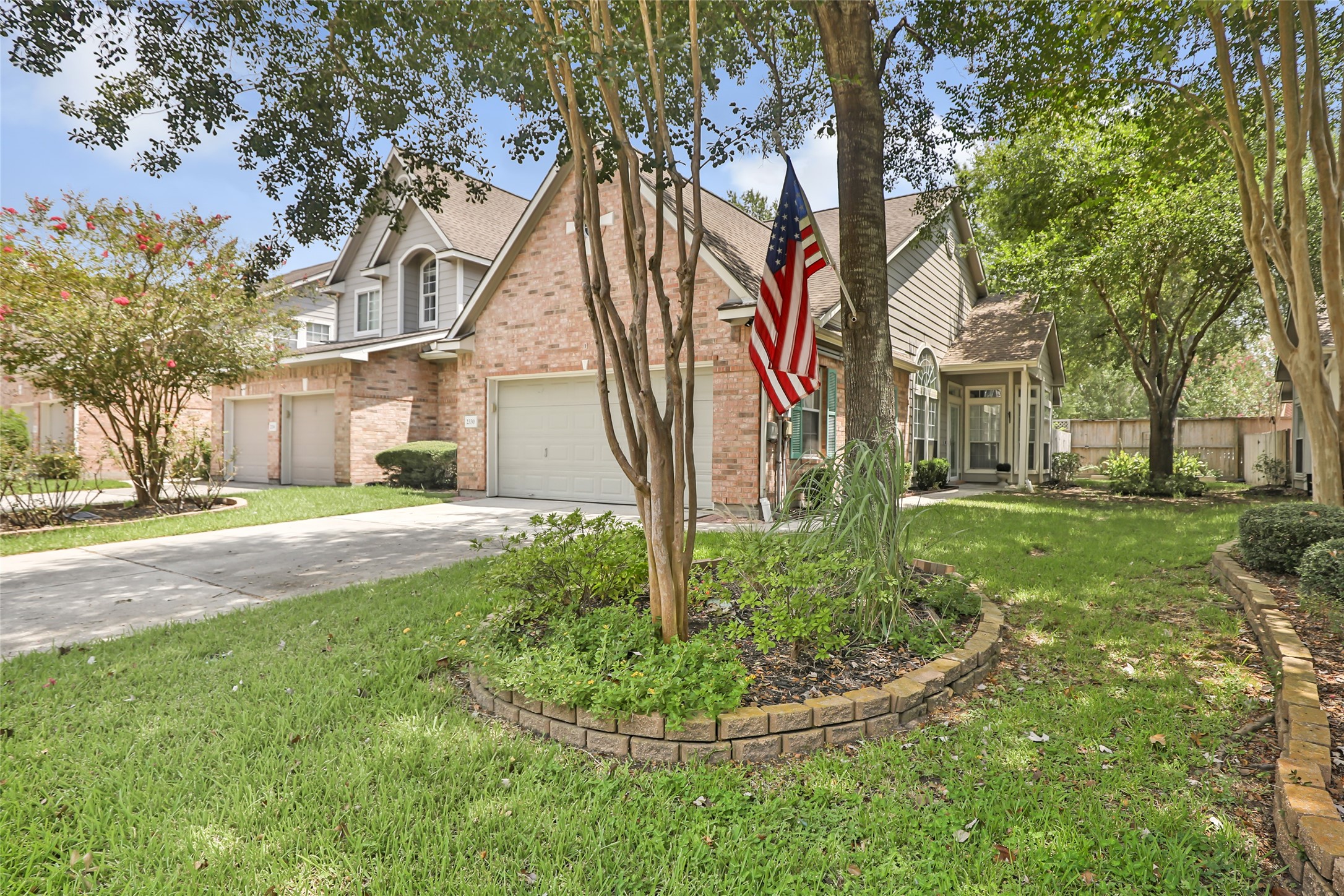 2330 Summit Way Court Property Photo 1
