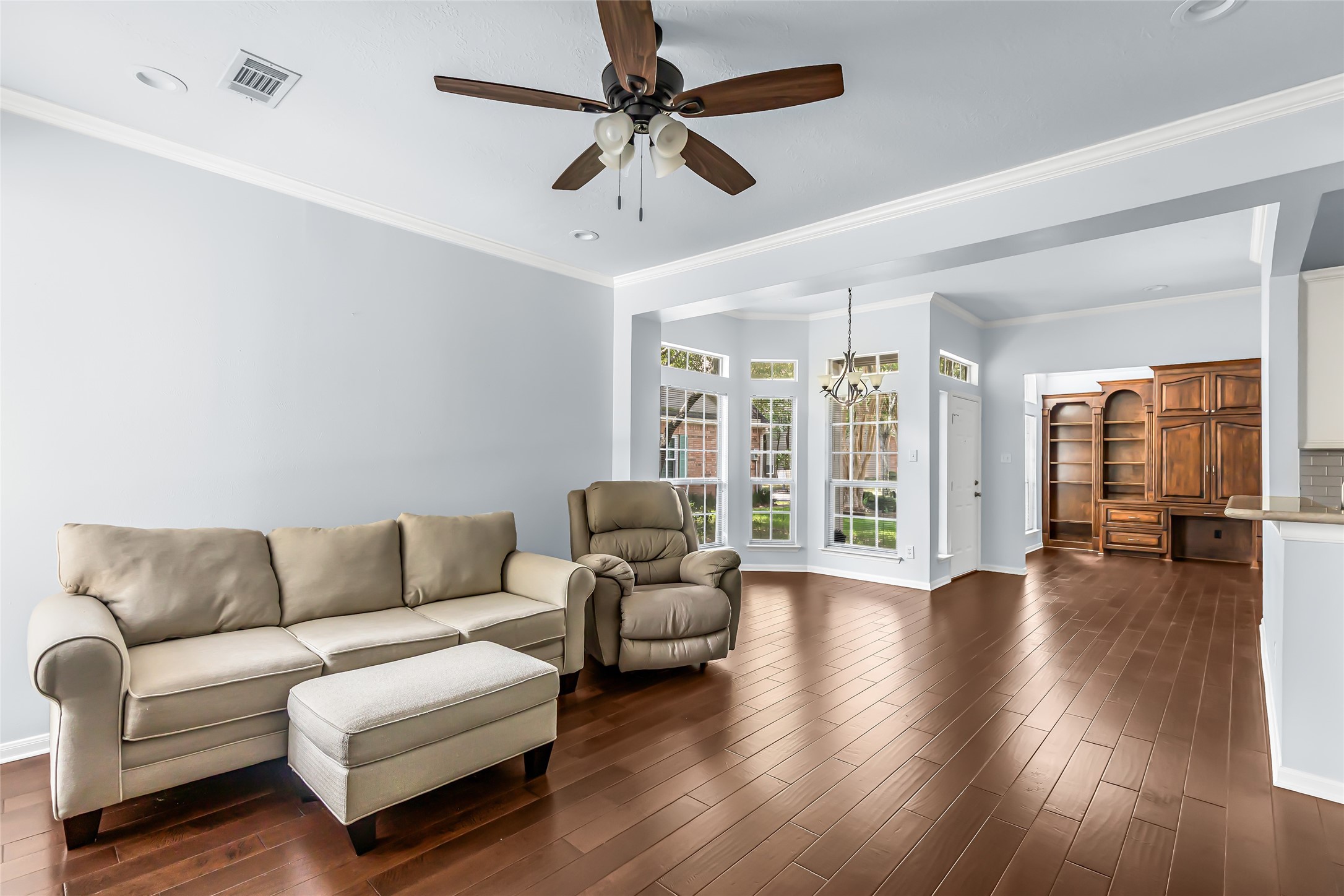 2330 Summit Way Court Property Photo 8