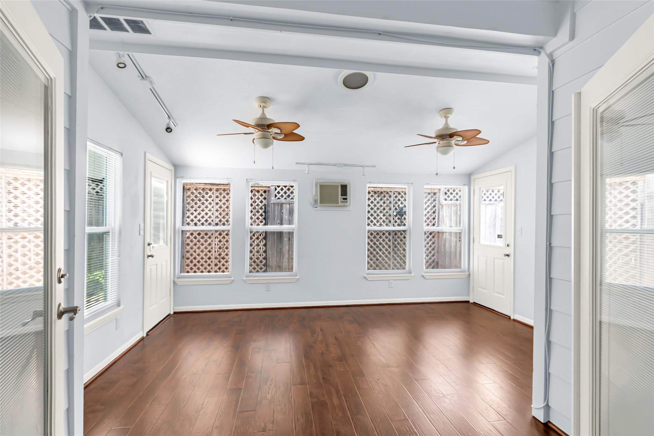 2330 Summit Way Court Property Photo 15