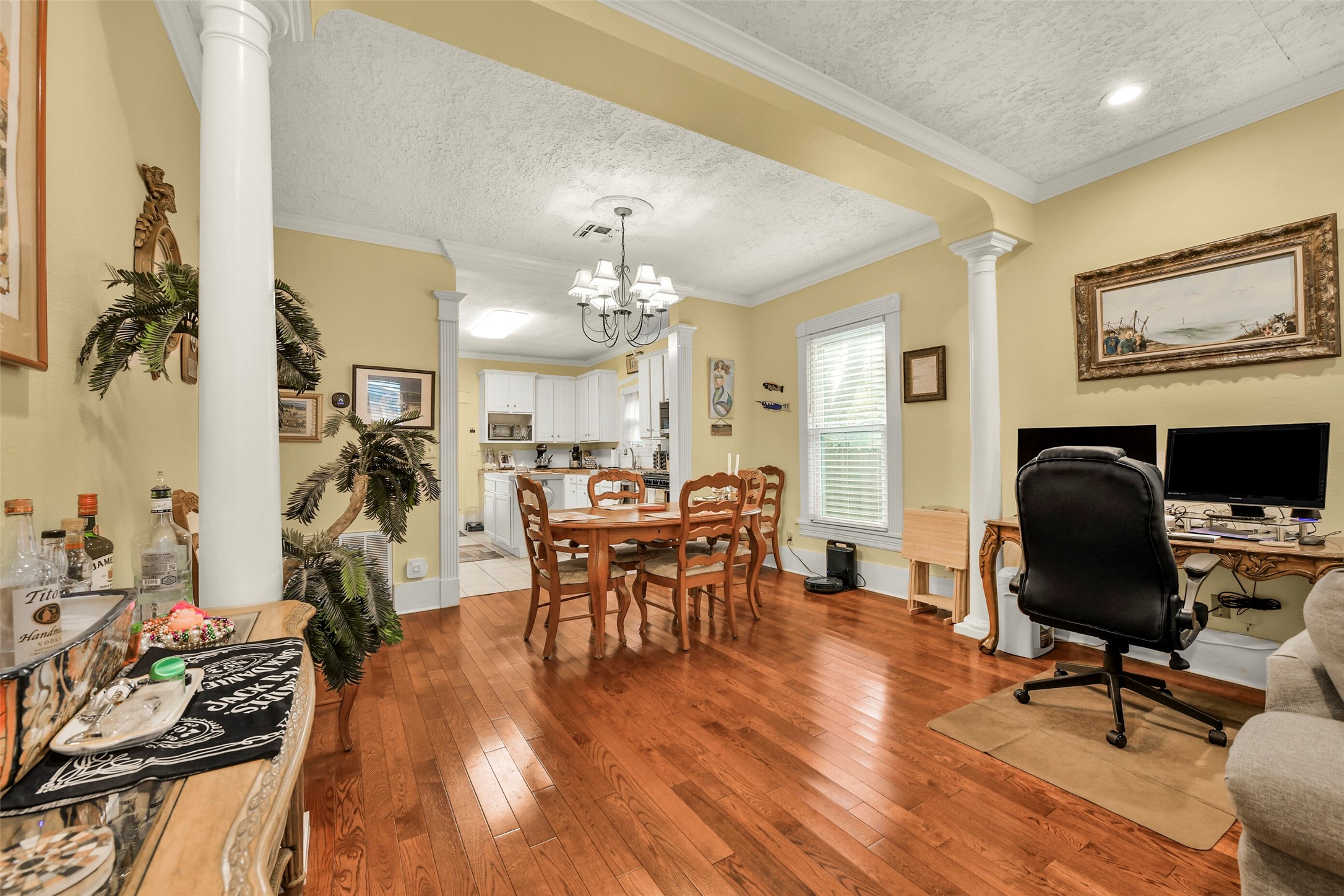3017 Bernardo De Galvez Avenue Property Photo 11