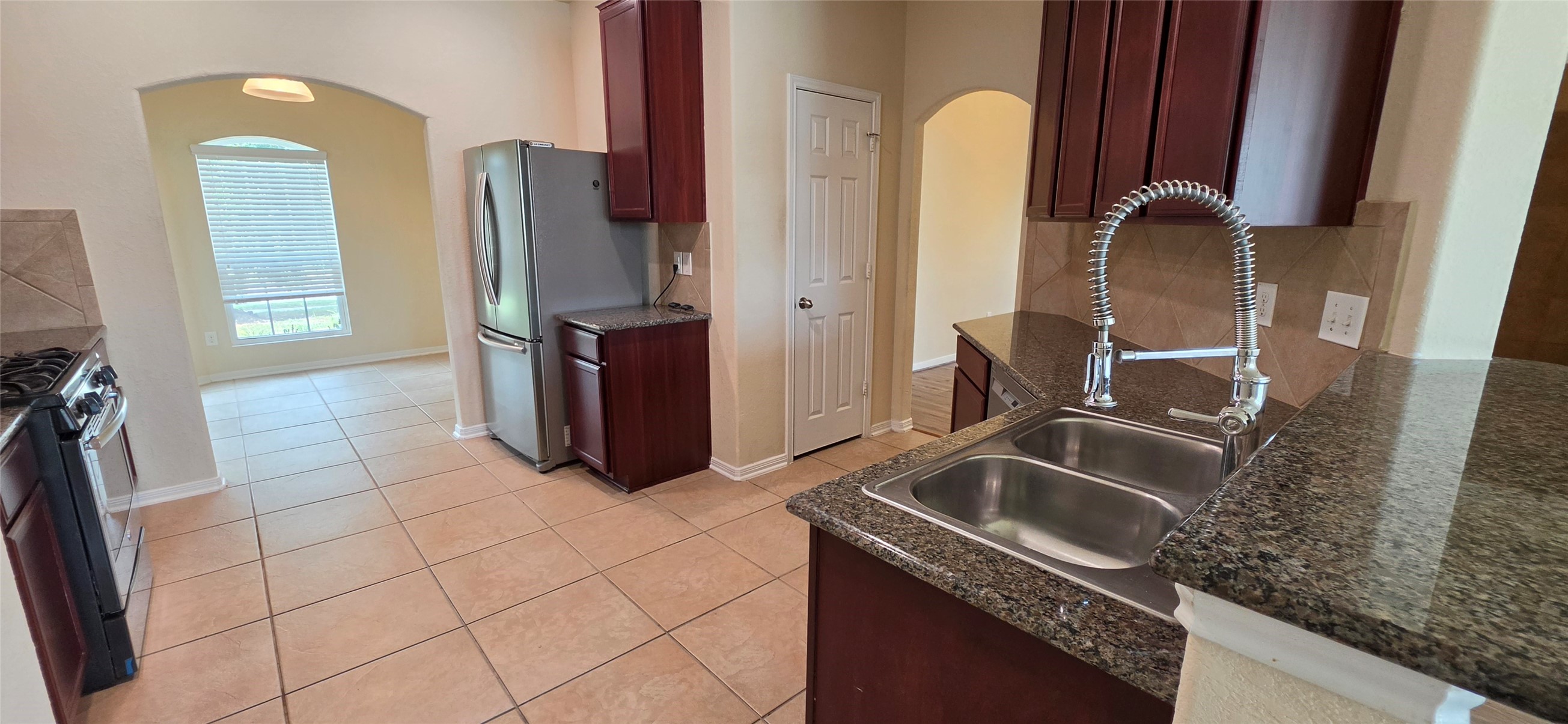 2496 Elm Crossing Trail Property Photo 4
