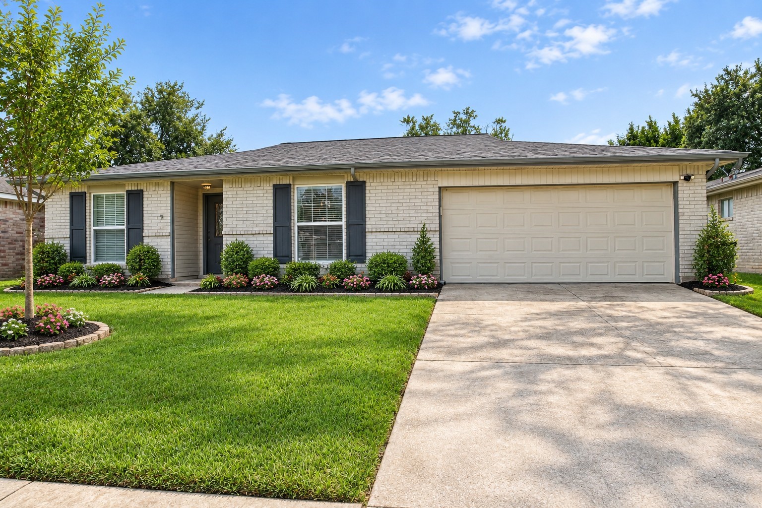 6209 Creekside Lane Property Photo