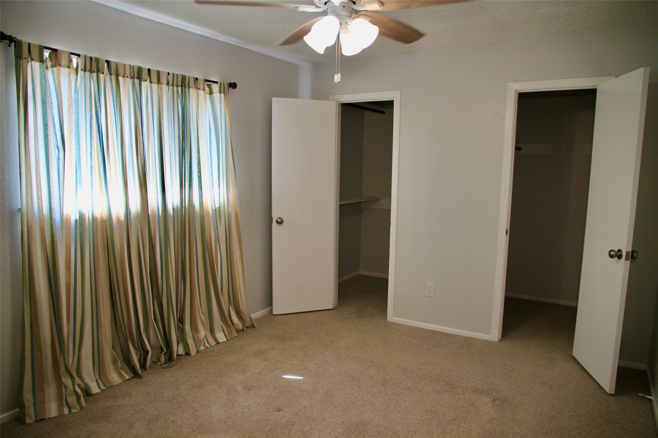 6209 Creekside Lane Property Photo 17