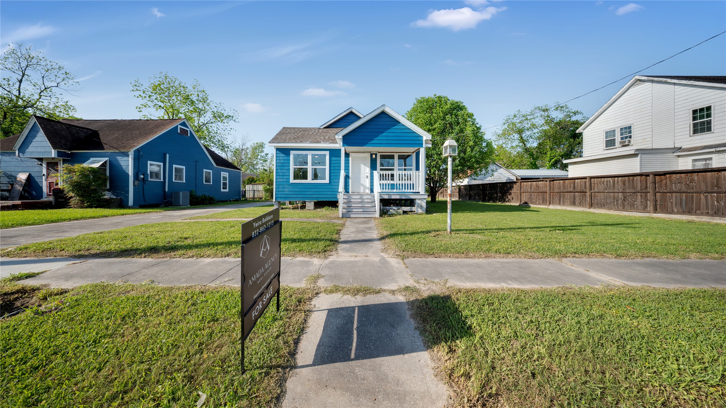 207 E Gulf Street Property Photo 1