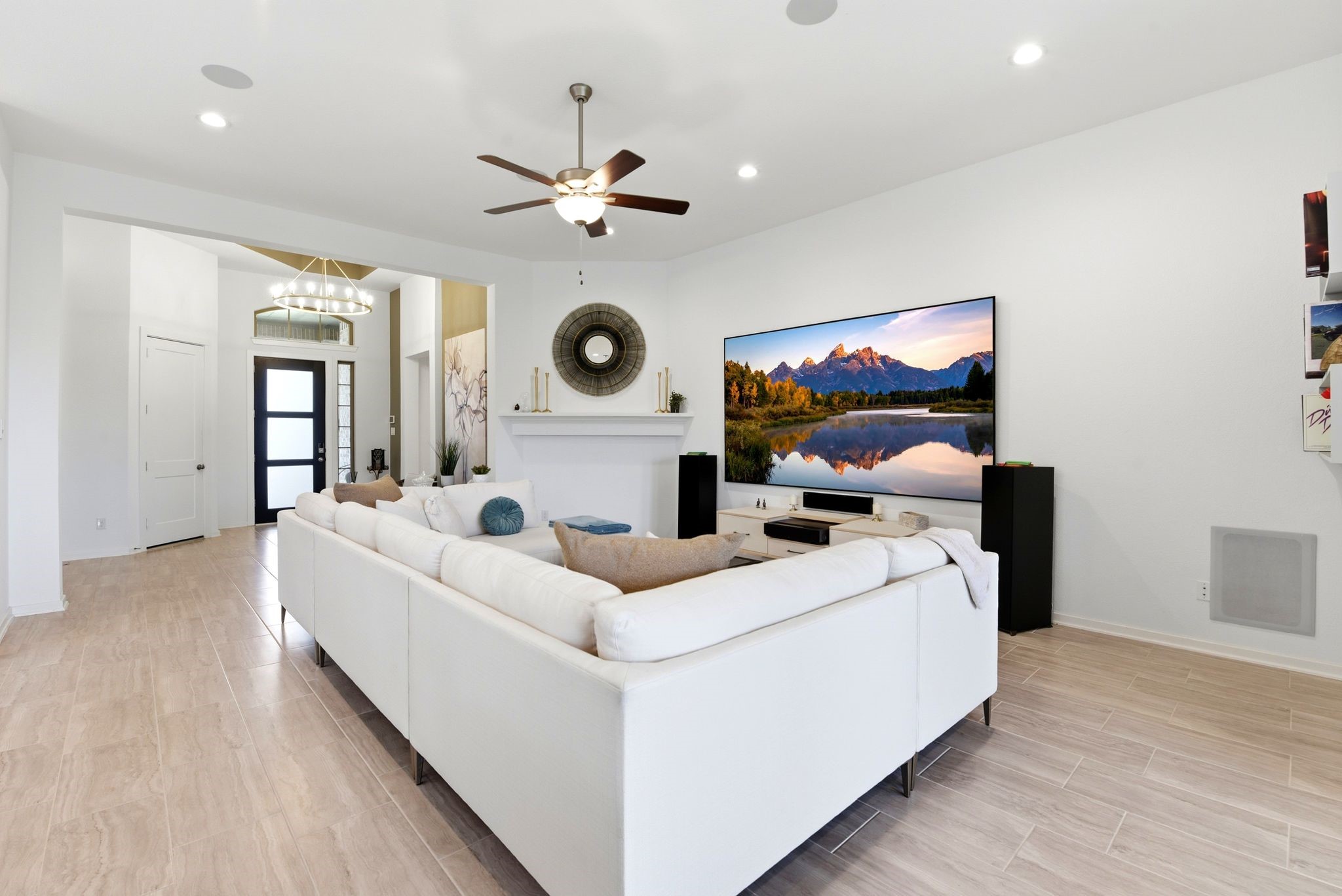 531 Santa Rosa Hills Drive Property Photo 7