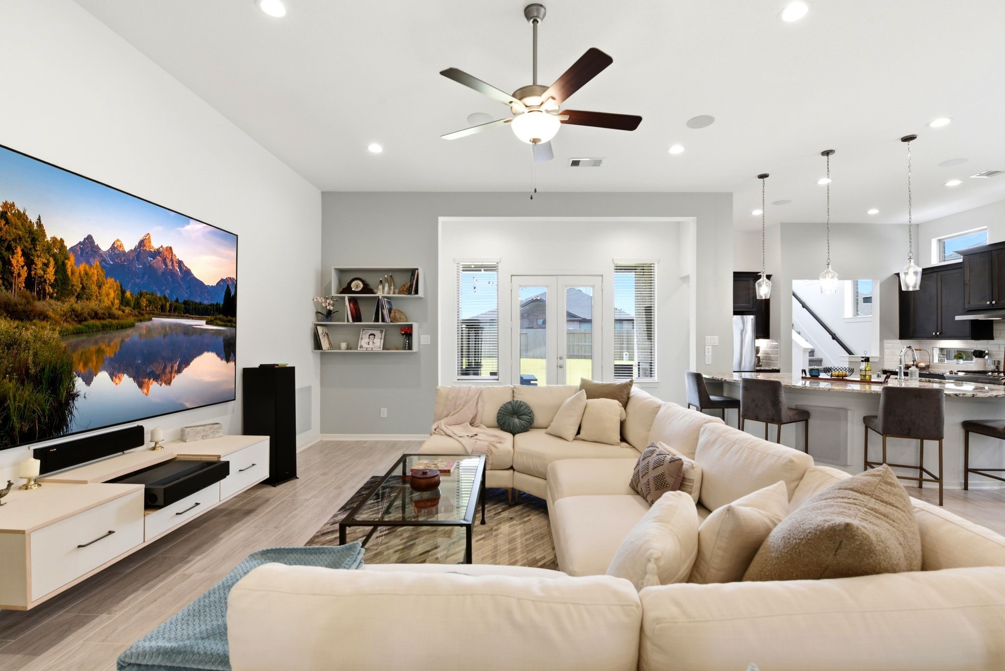 531 Santa Rosa Hills Drive Property Photo 8