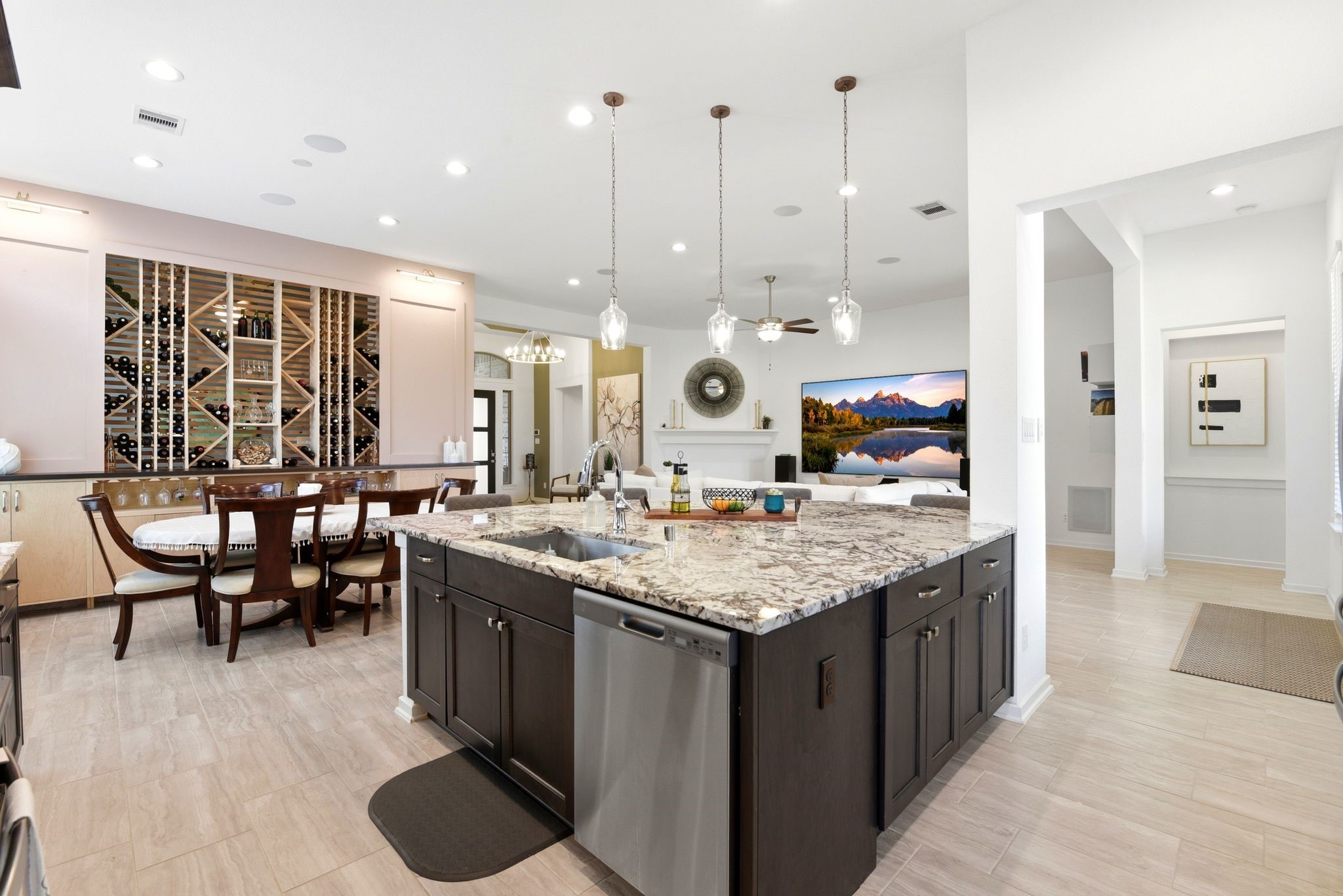 531 Santa Rosa Hills Drive Property Photo 20