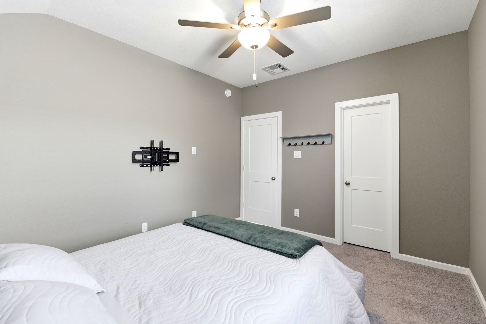 531 Santa Rosa Hills Drive Property Photo 44