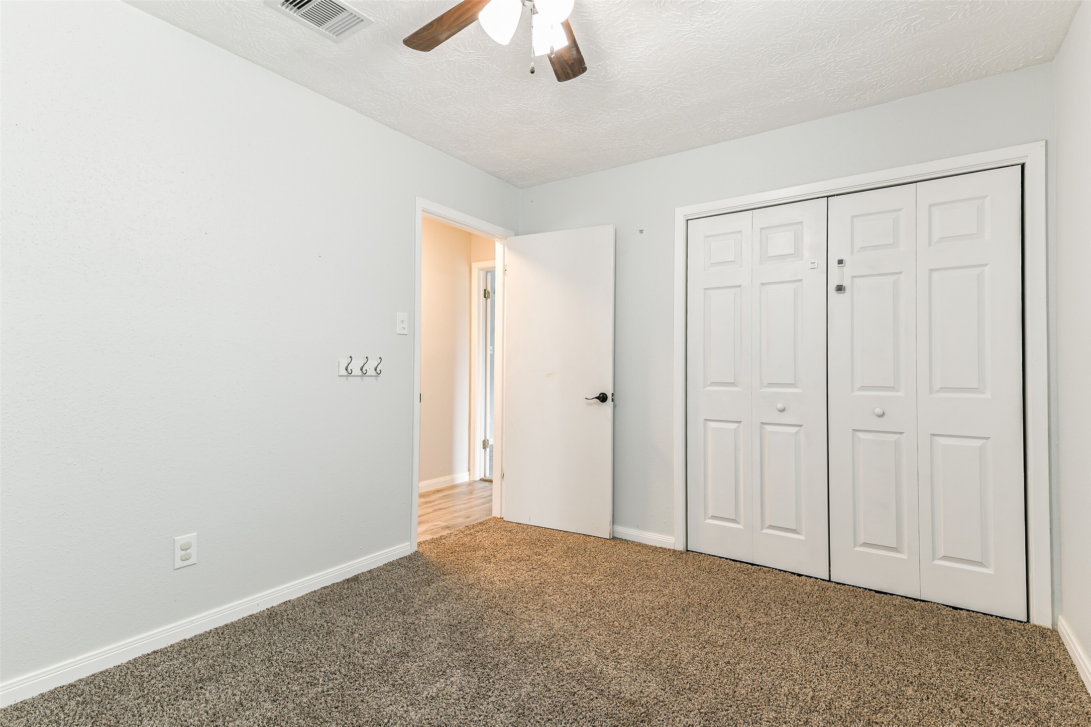 207 Woodvale Drive Property Photo 25