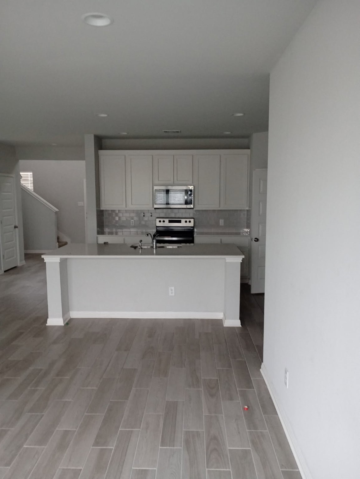 336 Mclintock Road Property Photo 14
