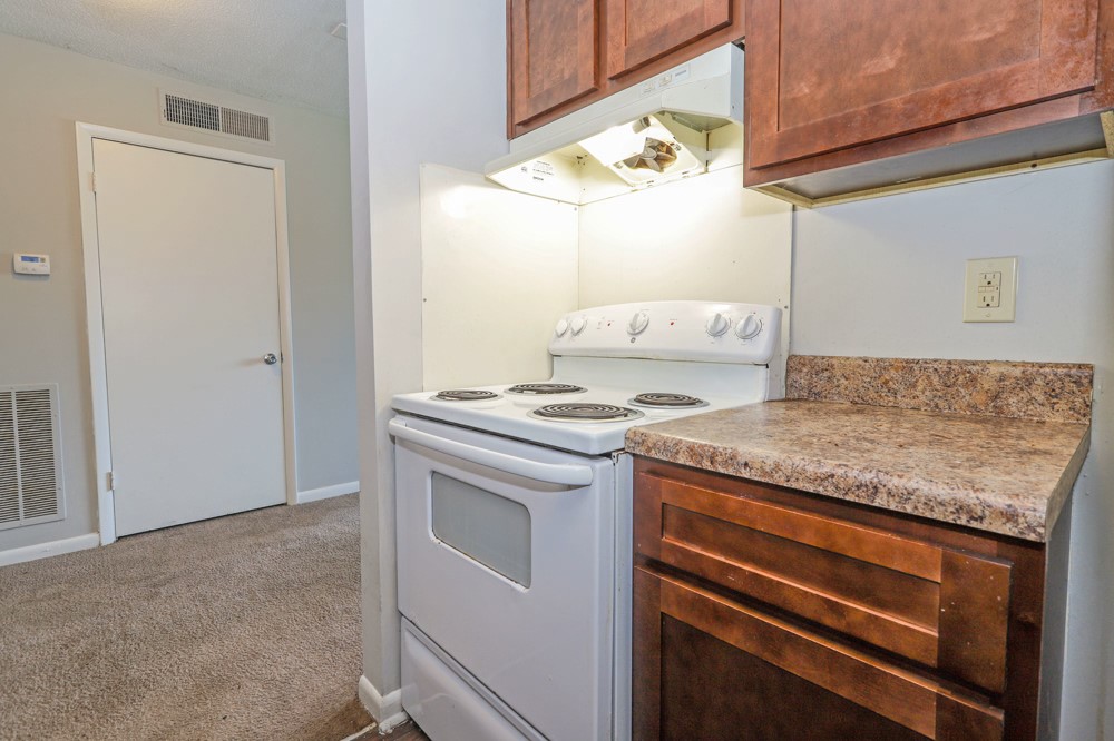 1103 E Church St Property Photo 16