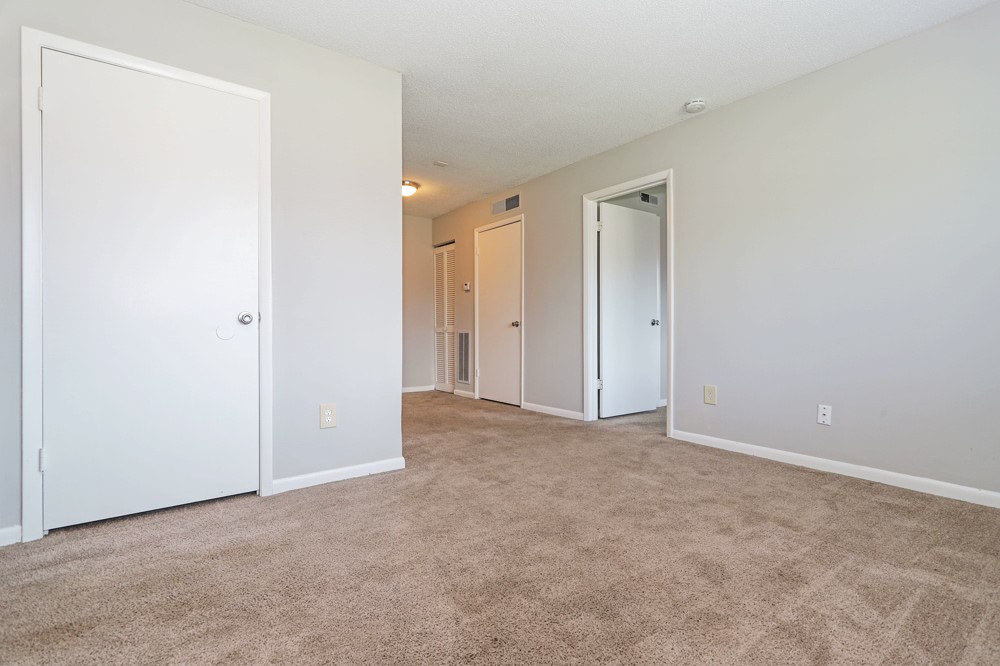 1103 E Church St Property Photo 17