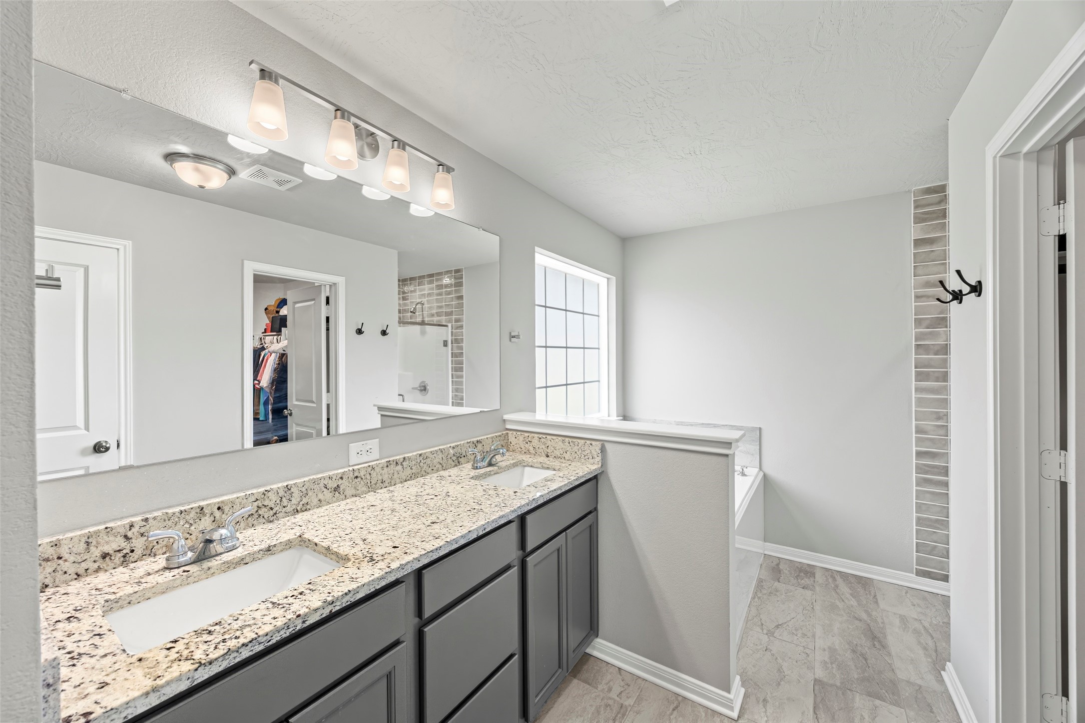 383 Shoreview Drive Property Photo 23