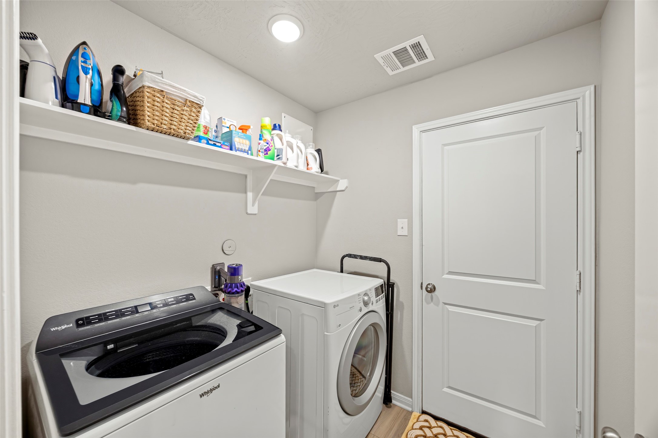 383 Shoreview Drive Property Photo 27